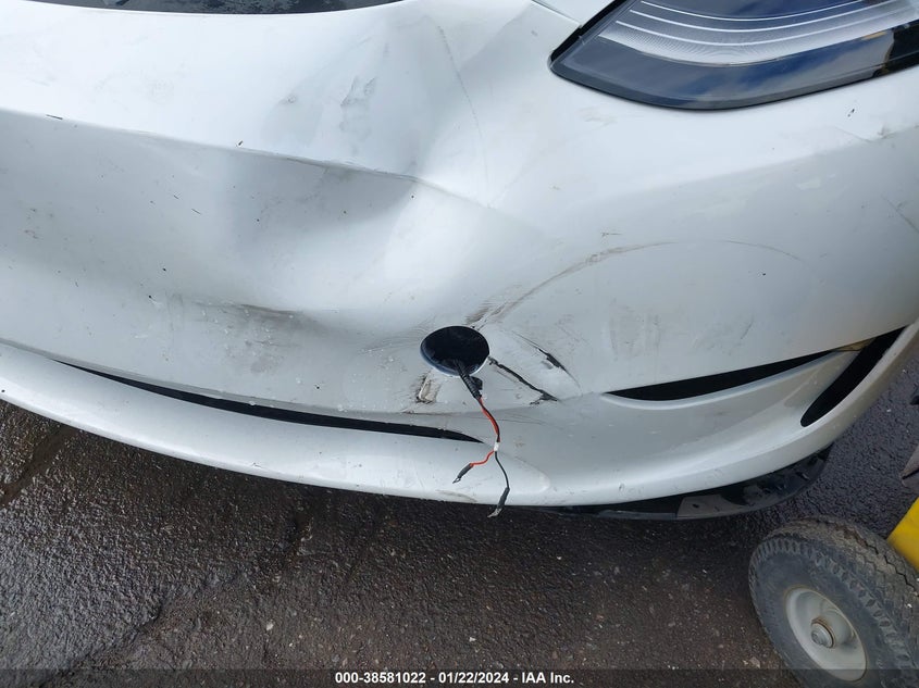 VIN 7SAYGDEE3PA052194 2023 TESLA MODEL Y
