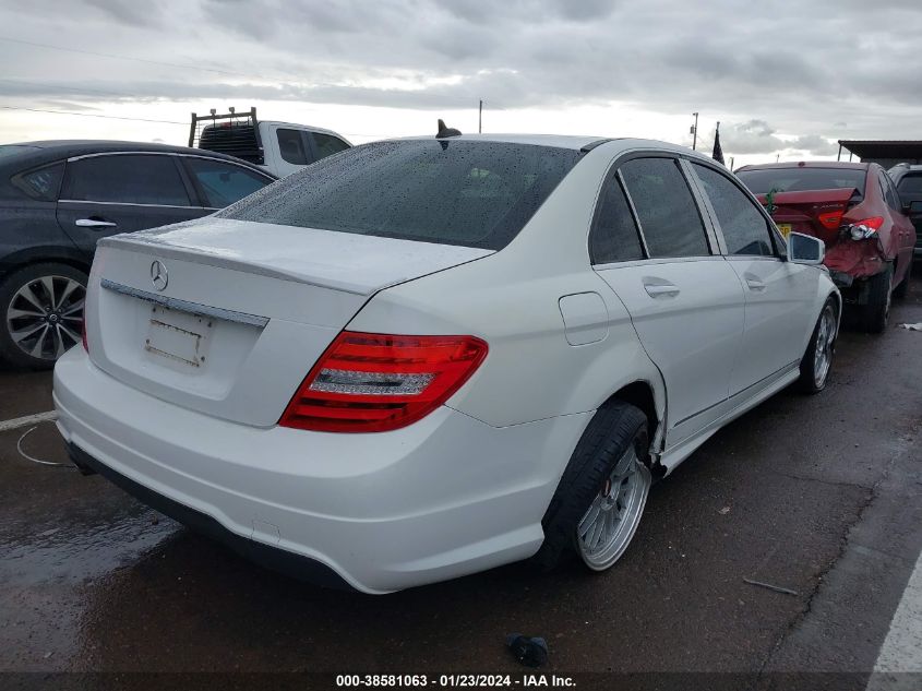 2013 MERCEDES-BENZ C 250 250 - WDDGF4HB8DA825512