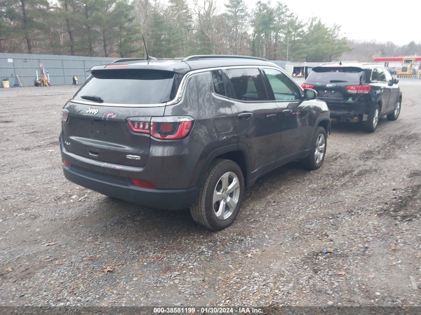 VIN 3C4NJDBB9LT239658 2020 JEEP COMPASS LATITUDE 4X4