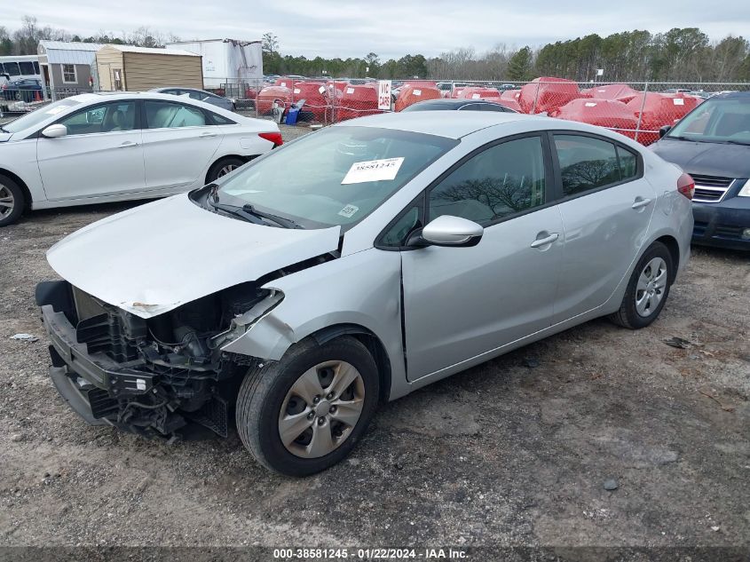 2018 KIA FORTE LX - 3KPFL4A73JE256680