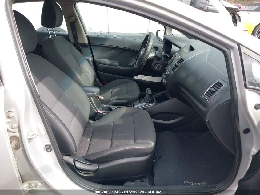 2018 KIA FORTE LX - 3KPFL4A73JE256680