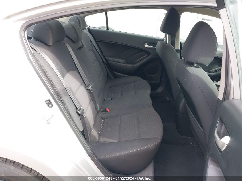 2018 KIA FORTE LX - 3KPFL4A73JE256680