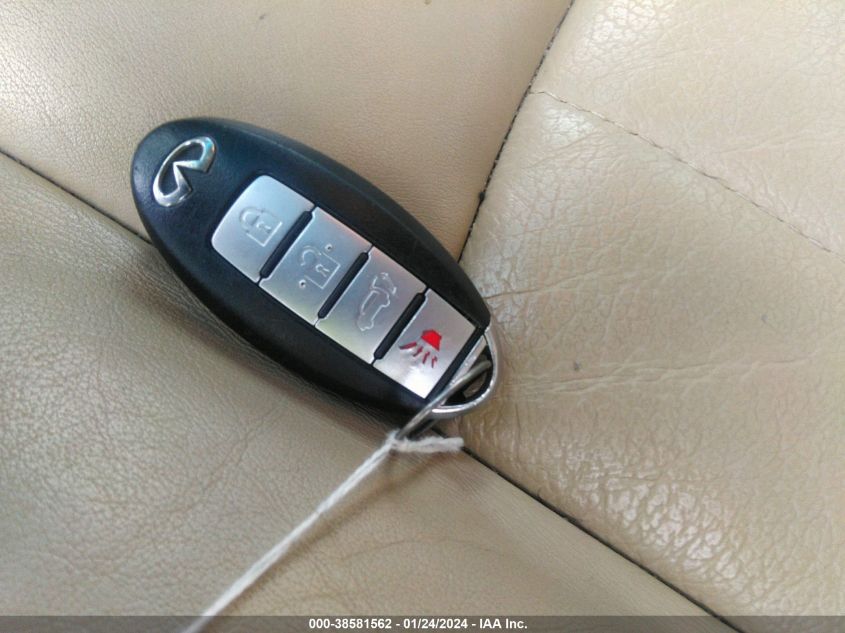 2017 INFINITI QX50 - JN1BJ0RPXHM382437