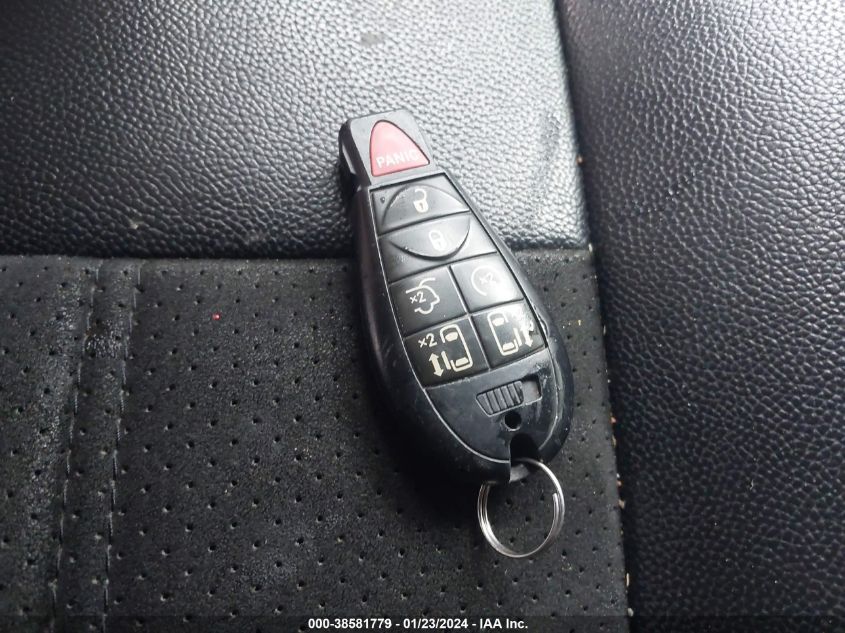 2019 DODGE GRAND CARAVAN SXT - 2C4RDGCG5KR691709