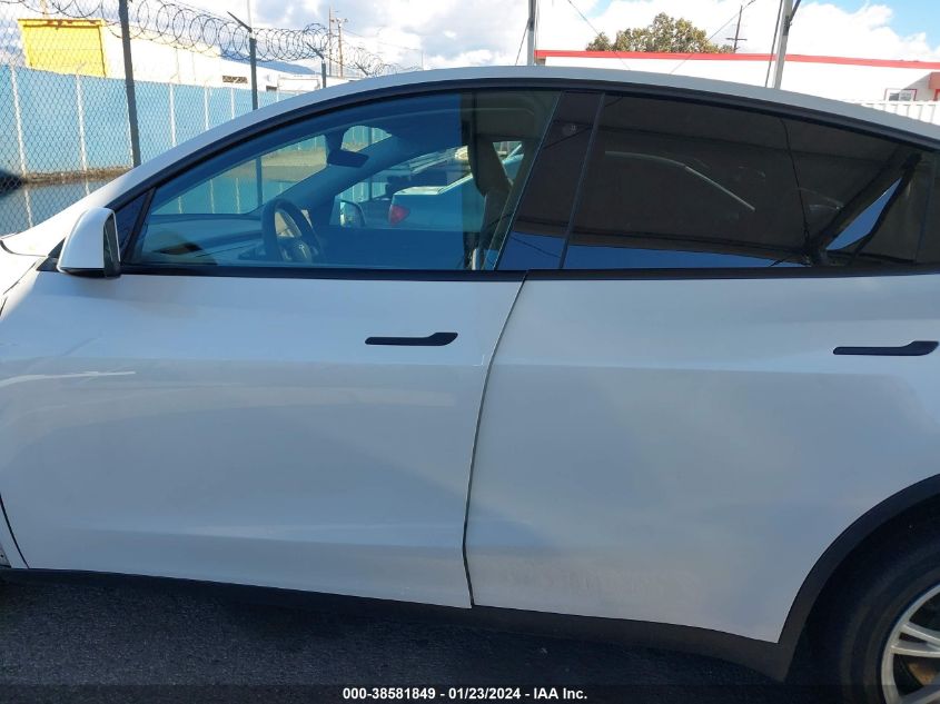2021 TESLA MODEL Y - 5YJYGDEE4MF275744