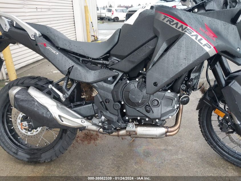 2024 HONDA XL750 JH2RD1610RK100528