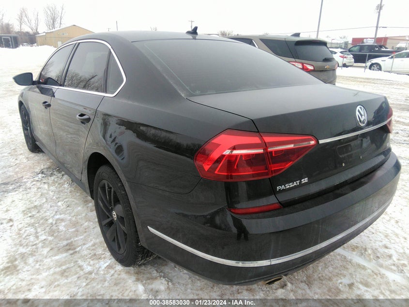 VIN 1VWBA7A39JC006643 2018 VOLKSWAGEN PASSAT SE