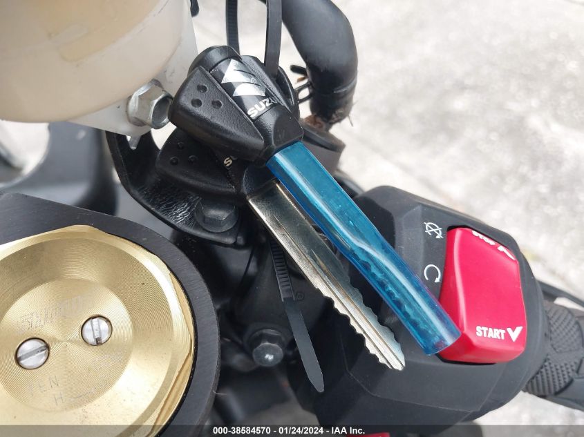 2022 SUZUKI GSX-R1000 JS1DM11B7N7100200