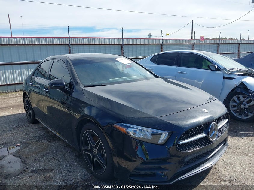MERCEDES-BENZ A 220 220 2021