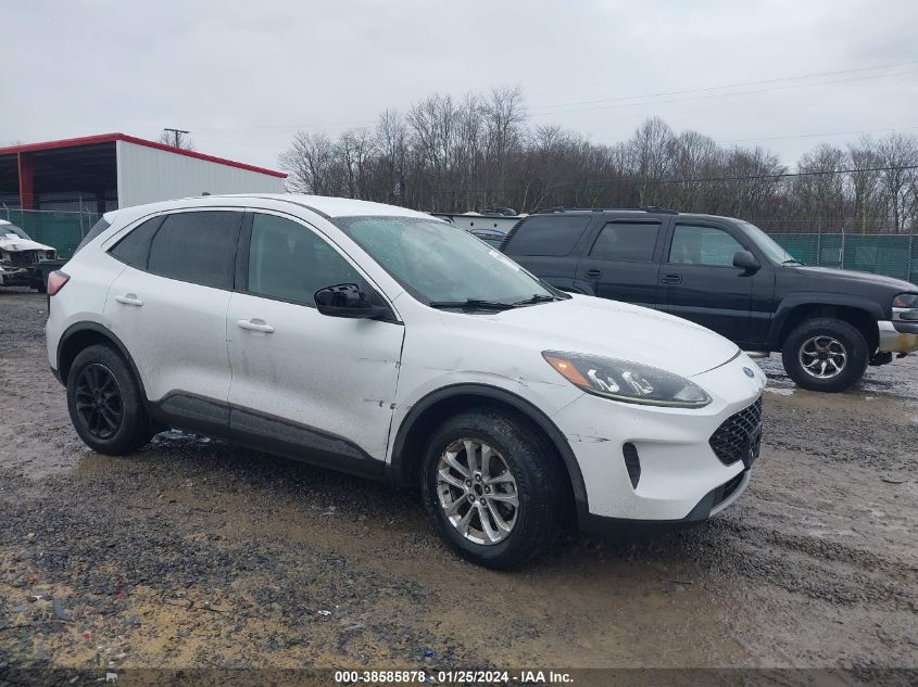 2020 FORD ESCAPE SE - 1FMCU9G60LUA51457