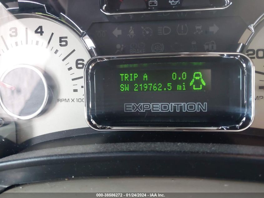 2013 FORD EXPEDITION EL XLT - 1FMJK1H55DEF18081