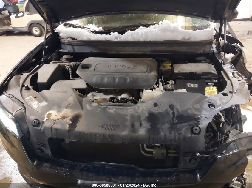 2021 JEEP CHEROKEE ALTITUDE 4X4 - 1C4PJMLB3MD123189
