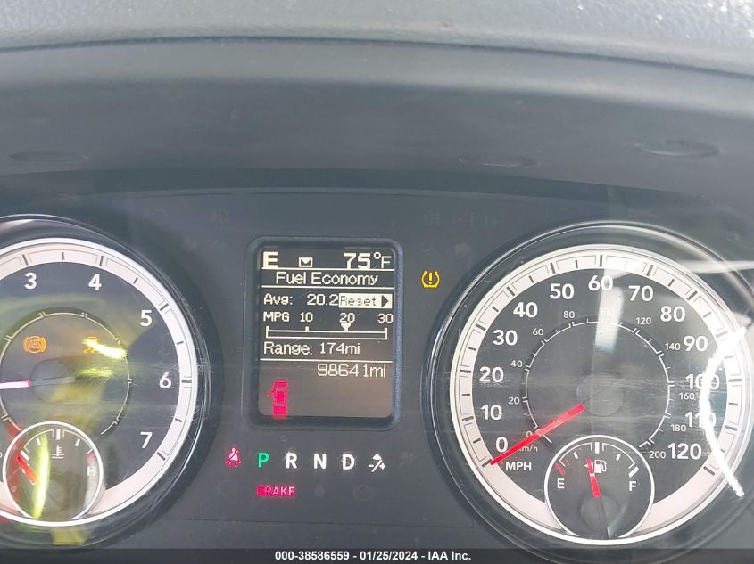 2017 RAM 1500 SLT - 1C6RR7GT5HS676960