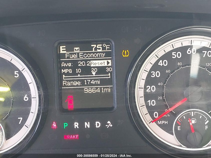 2017 RAM 1500 SLT - 1C6RR7GT5HS676960