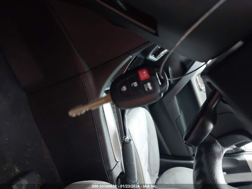 2014 TOYOTA COROLLA LE - 5YFBURHEXEP079112