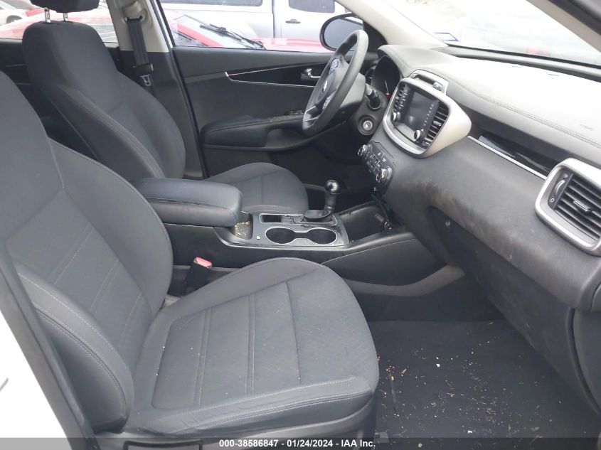 2018 KIA SORENTO LX/L - 5XYPG4A31JG385249