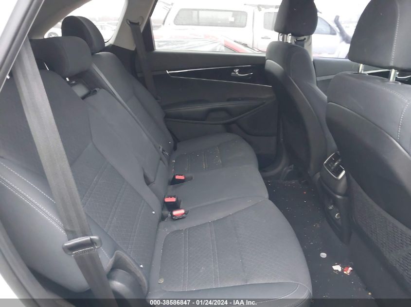 2018 KIA SORENTO LX/L - 5XYPG4A31JG385249