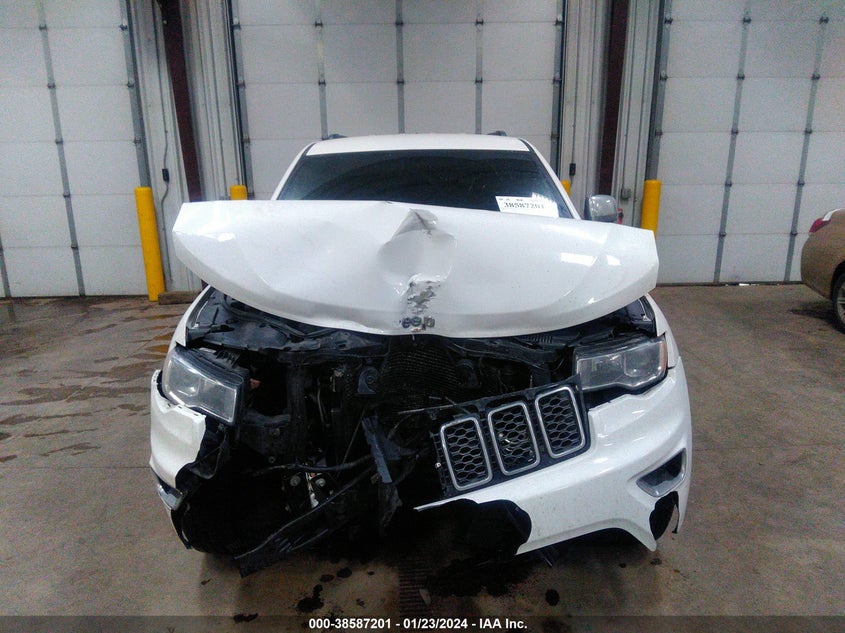 VIN 1C4RJFBG0JC207442 2018 JEEP GRAND CHEROKEE LIMITED