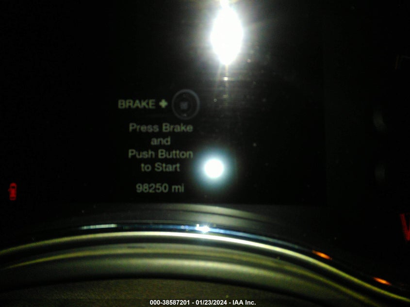 VIN 1C4RJFBG0JC207442 2018 JEEP GRAND CHEROKEE LIMITED
