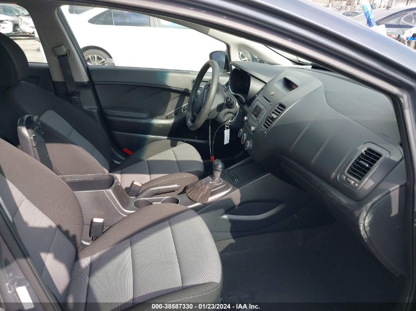 2016 KIA FORTE LX - KNAFK5A86G5631299