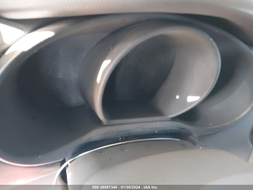 2015 KIA SOUL + - KNDJP3A52F7181680