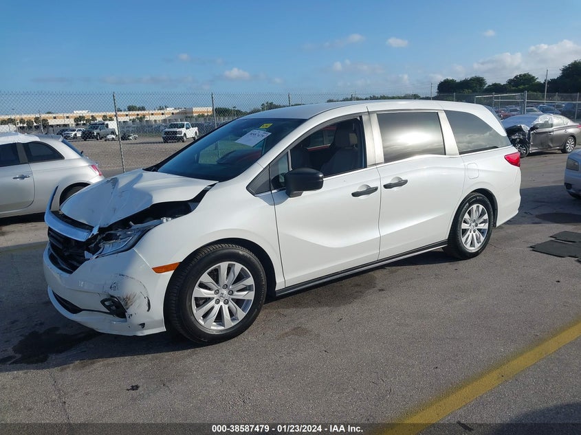 VIN 5FNRL6H21MB044958 2021 HONDA ODYSSEY LX