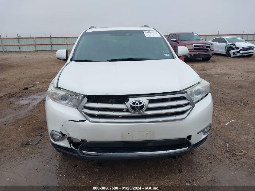 2013 TOYOTA HIGHLANDER LIMITED V6 - 5TDYK3EH2DS131561