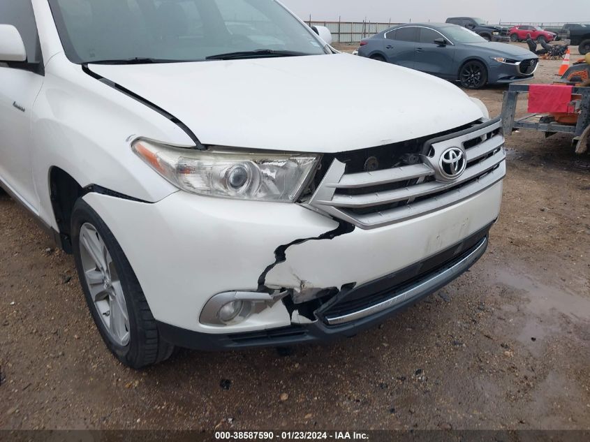 2013 TOYOTA HIGHLANDER LIMITED V6 - 5TDYK3EH2DS131561