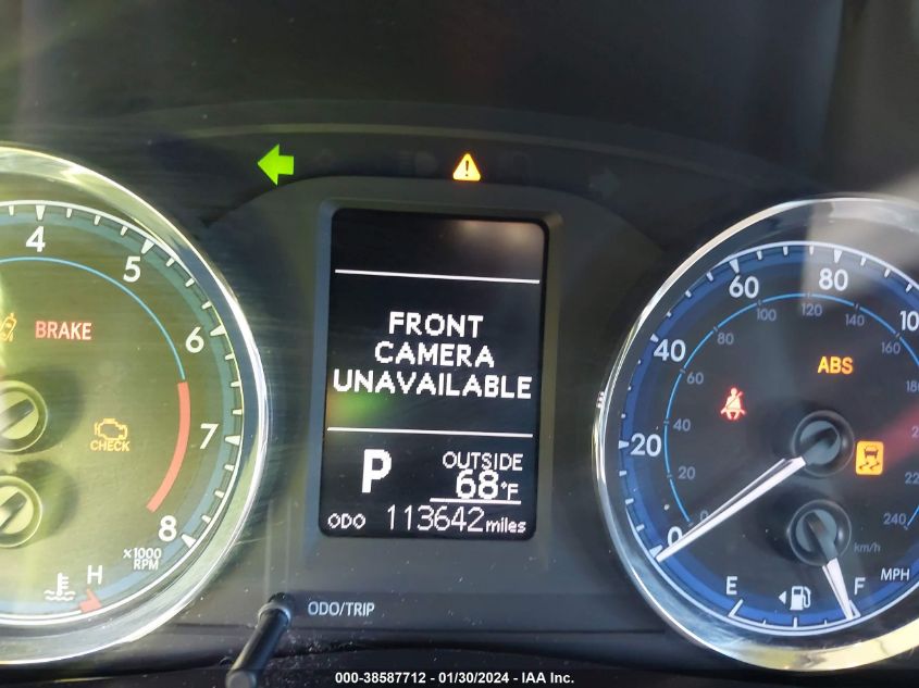 2018 TOYOTA COROLLA LE - 5YFBURHE0JP755982