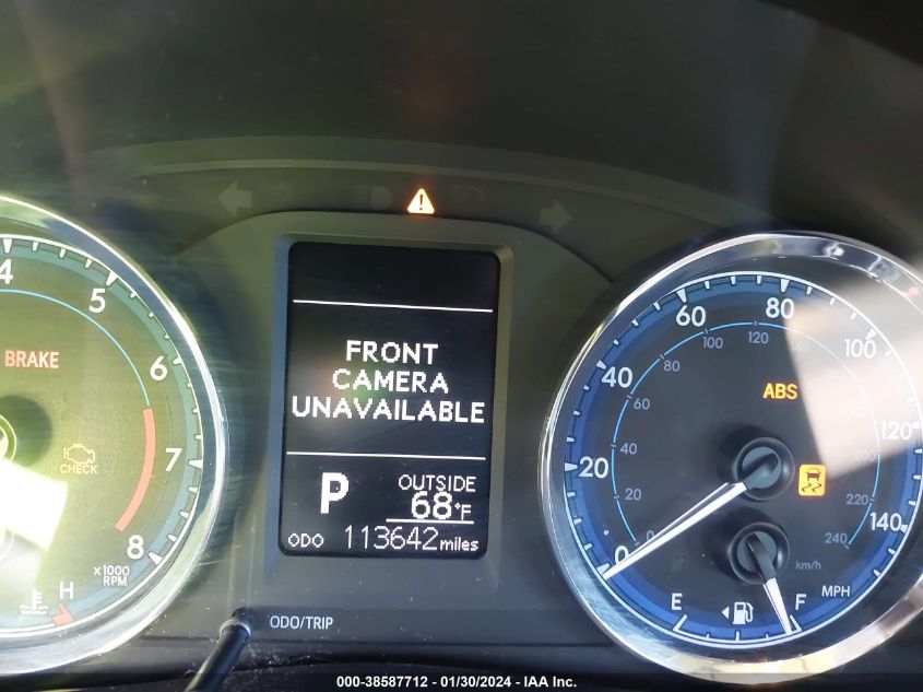 2018 TOYOTA COROLLA LE - 5YFBURHE0JP755982