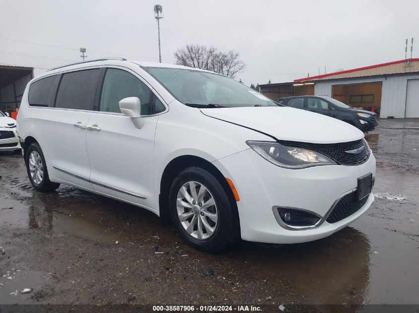 2C4RC1EG2JR306604 2018 CHRYSLER PACIFICA, photo no. 1