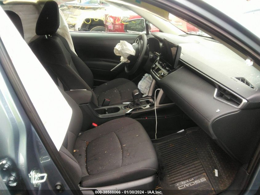 2023 TOYOTA COROLLA CROSS LE - 7MUCAABG8PV060180