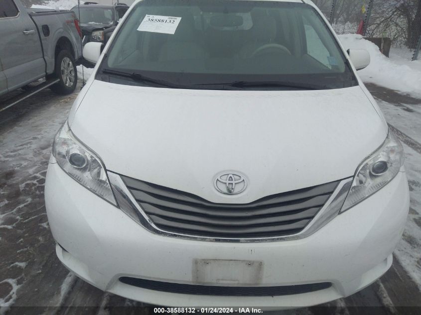 2013 TOYOTA SIENNA XLE V6 8 PASSENGER - 5TDYK3DCXDS386156