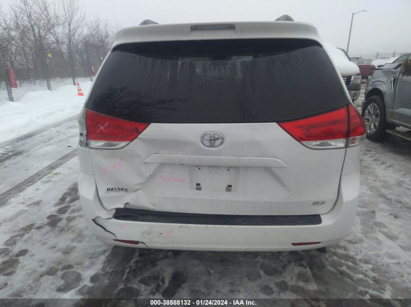 2013 TOYOTA SIENNA XLE V6 8 PASSENGER - 5TDYK3DCXDS386156