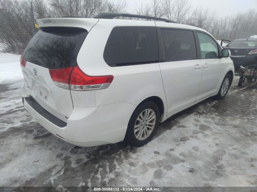 2013 TOYOTA SIENNA XLE V6 8 PASSENGER - 5TDYK3DCXDS386156