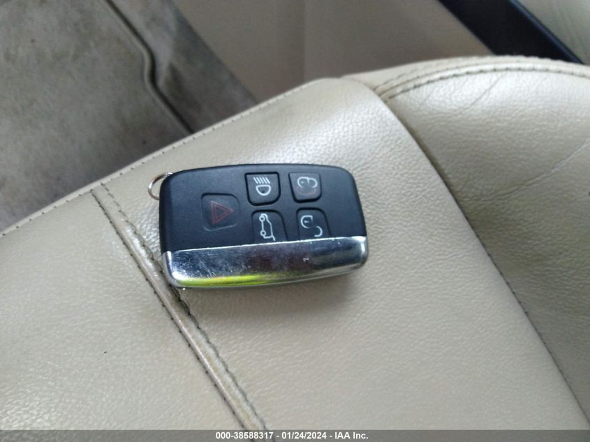 2014 LAND ROVER LR2 - SALFR2BG7EH413394