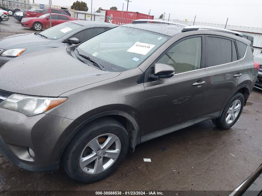 2013 TOYOTA RAV4 XLE - JTMRFREV7D5009026