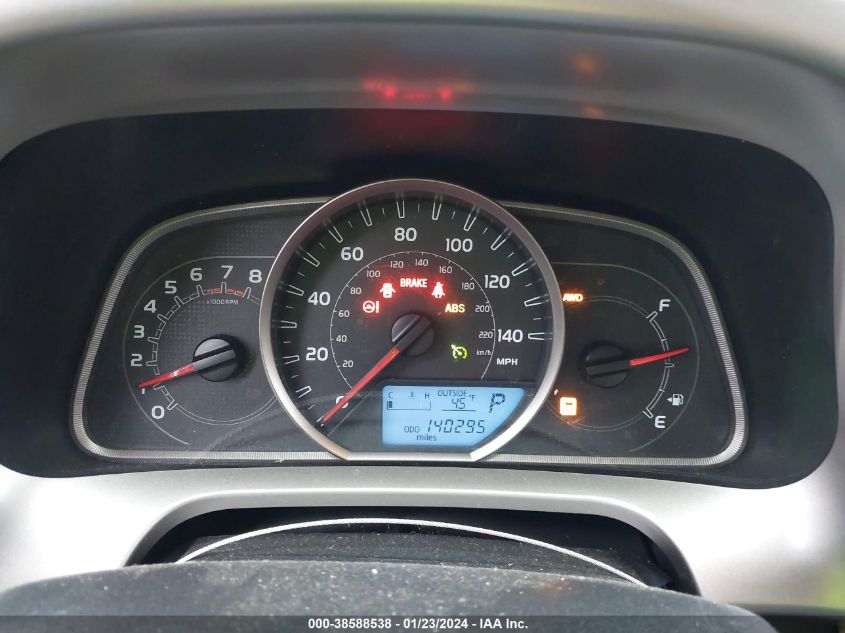 2013 TOYOTA RAV4 XLE - JTMRFREV7D5009026