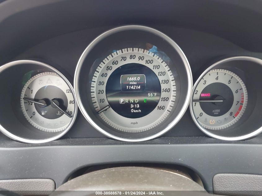 2013 MERCEDES-BENZ C 250 LUXURY/SPORT - WDDGF4HBXDR272928