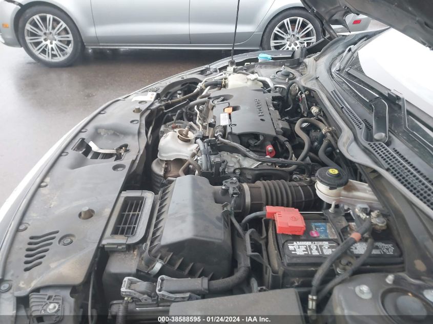 2018 HONDA CIVIC LX - 19XFC2F50JE031855