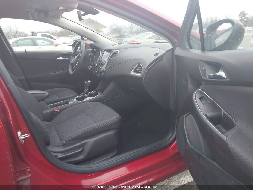 2018 CHEVROLET CRUZE LT AUTO - 1G1BE5SM2J7116695