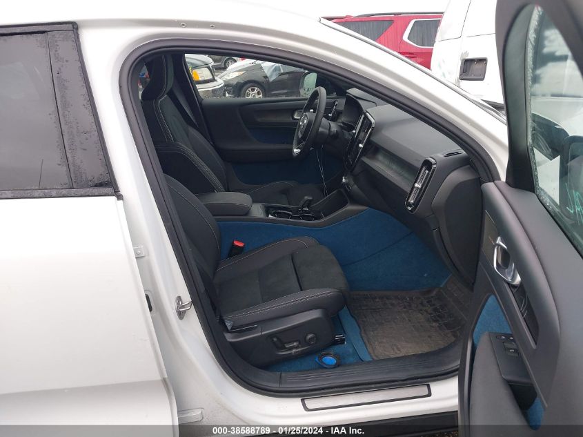 2023 VOLVO C40 RECHARGE PURE ELECTRIC TWIN ULTIMATE - YV4ED3GMXP2050968