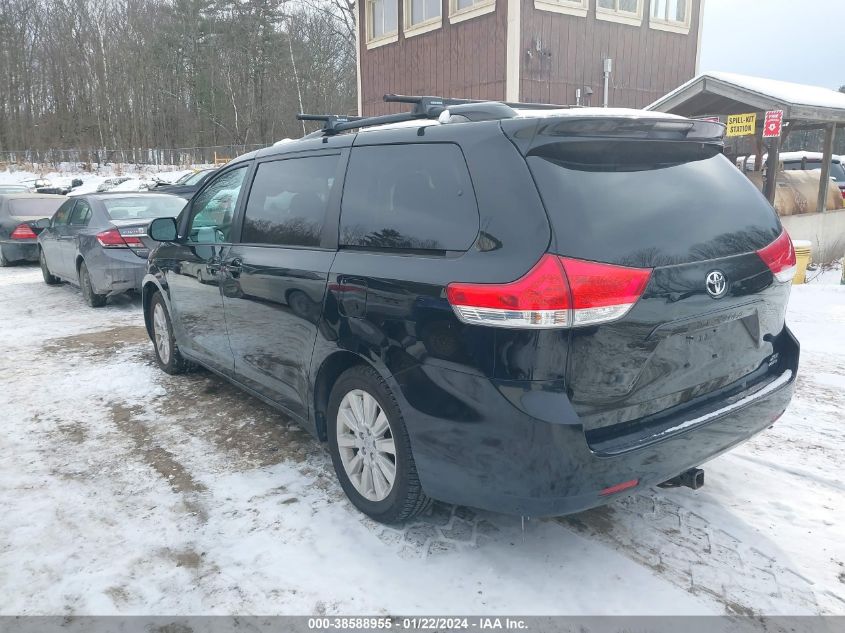 5TDDK3DC6BS023235 2011 TOYOTA SIENNA, photo no. 3