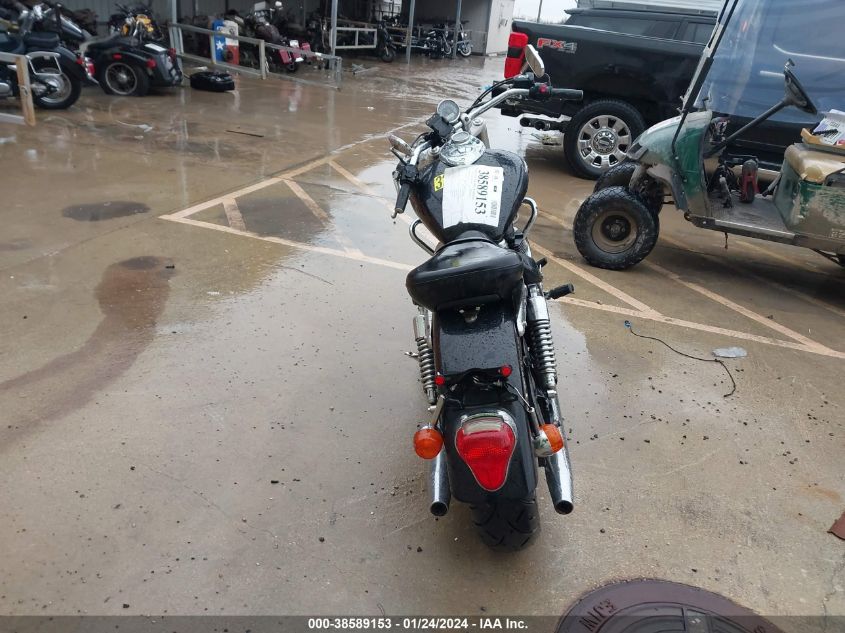 2011 TRIUMPH MOTORCYCLE AMERICA - SMT905RN8BT464692