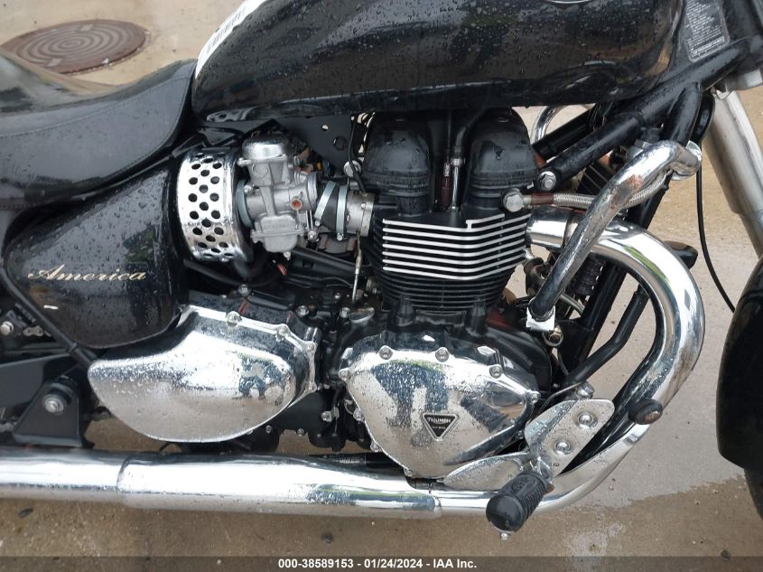 2011 TRIUMPH MOTORCYCLE AMERICA - SMT905RN8BT464692