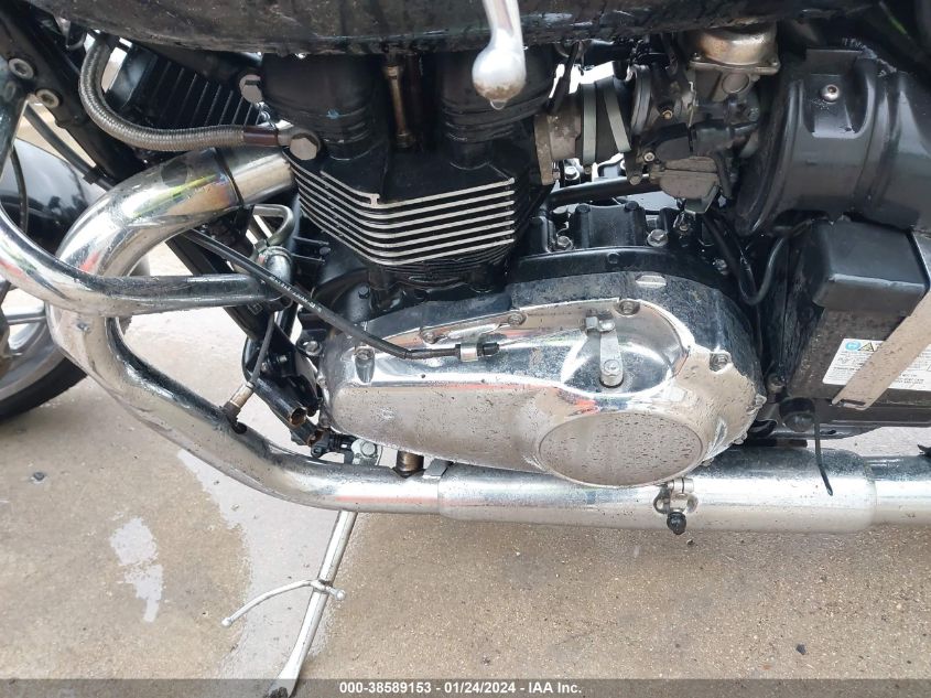 2011 TRIUMPH MOTORCYCLE AMERICA - SMT905RN8BT464692