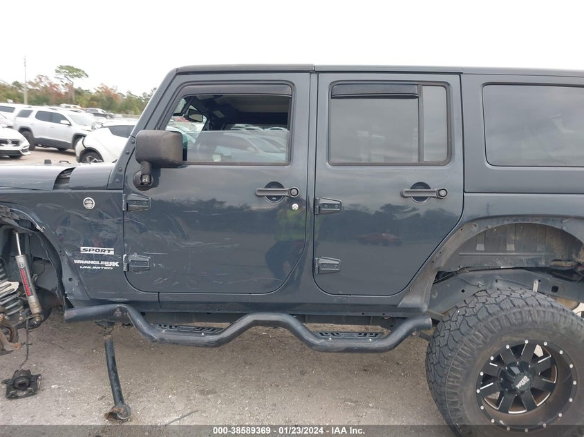 VIN 1C4BJWDG6JL883358 2018 JEEP WRANGLER JK UNLIMITED SPORT S 4X4