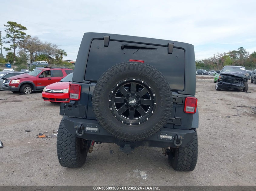 VIN 1C4BJWDG6JL883358 2018 JEEP WRANGLER JK UNLIMITED SPORT S 4X4