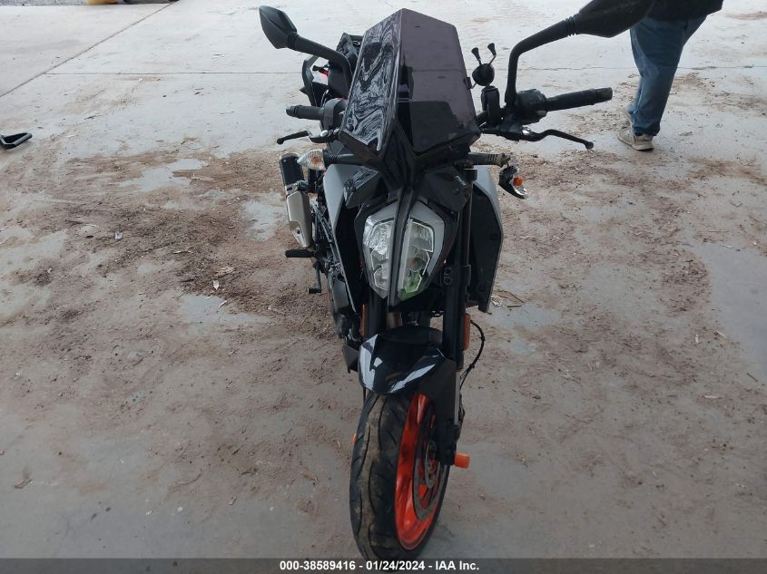 2022 KTM 390 DUKE MD2JPJ40XNC253276