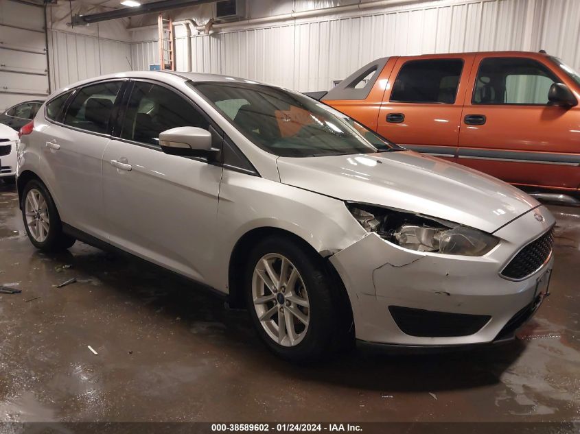 2015 FORD FOCUS SE - 1FADP3K27FL288951